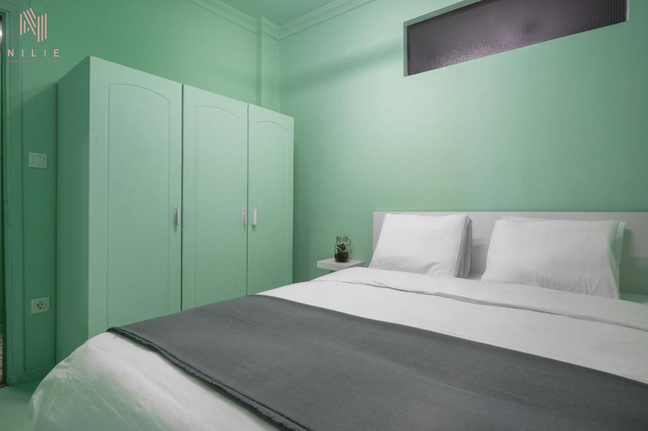 Colorful, Nilie Hospitality Mgmt Apartment Thessaloniki Exterior photo